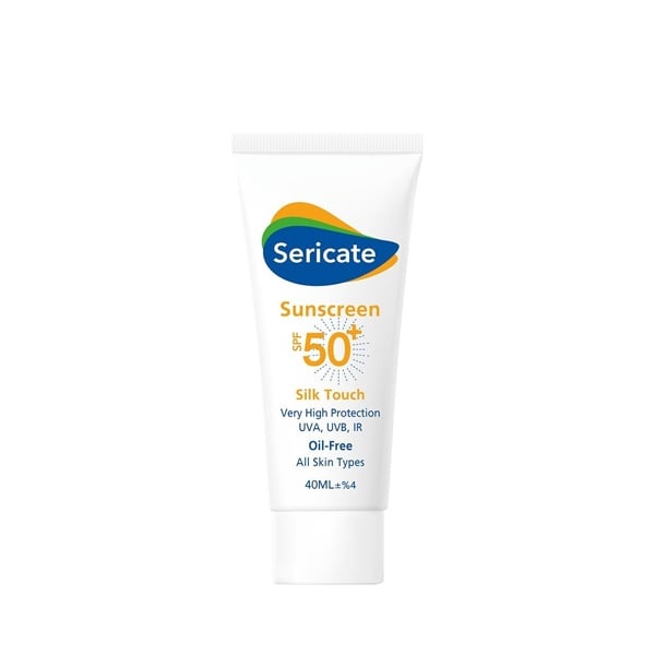 کرم ضد آفتاب بی رنگ SPF50 سیلک تاچ سری کیت 40 میل